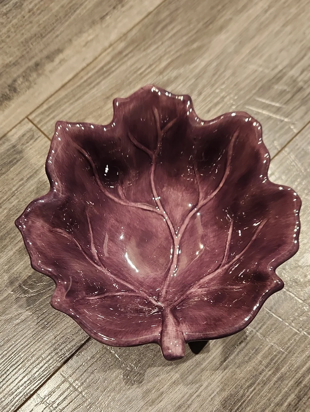 Home Leaf-Shaped Decorative Bowl in Deep Plum